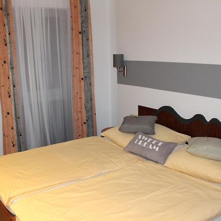 I.M.Apartments 42 M² Fuer 2 Personen ดุสเซลดอร์ฟ ภายนอก รูปภาพ