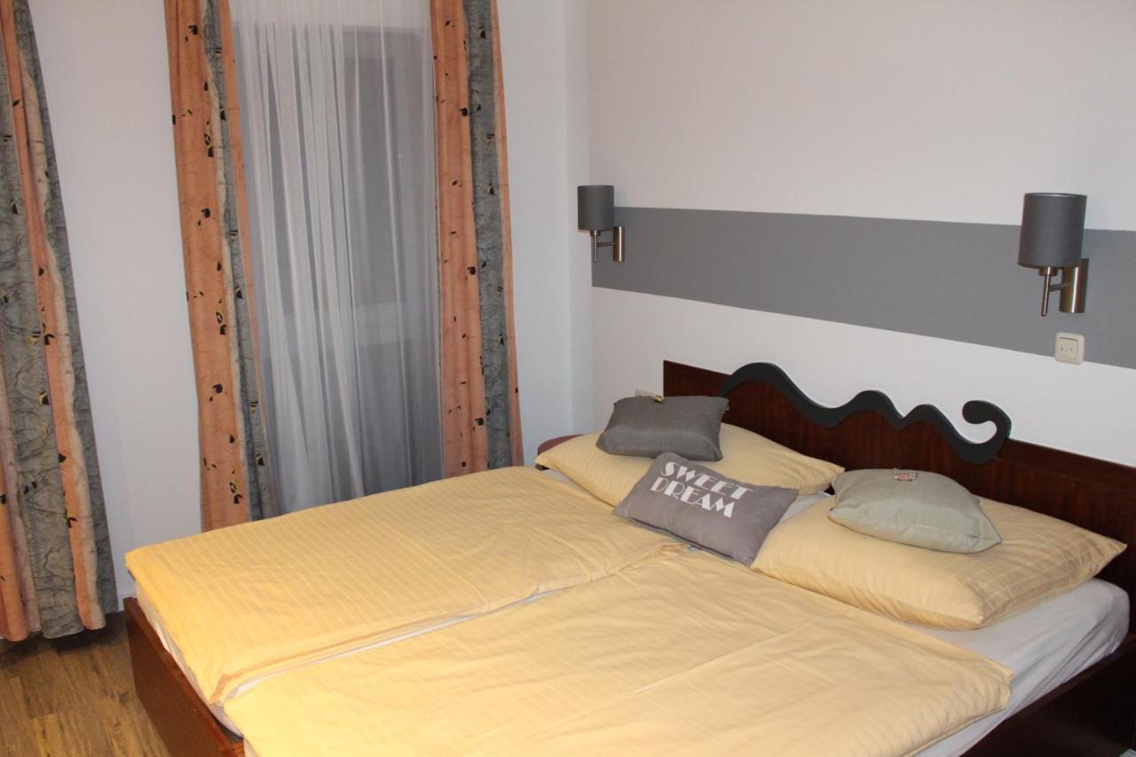 I.M.Apartments 42 M² Fuer 2 Personen ดุสเซลดอร์ฟ ภายนอก รูปภาพ